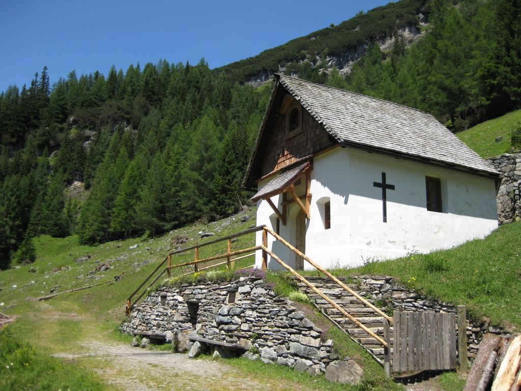 Landhof Adlerhorst Daire Heiligenblut Oda fotoğraf